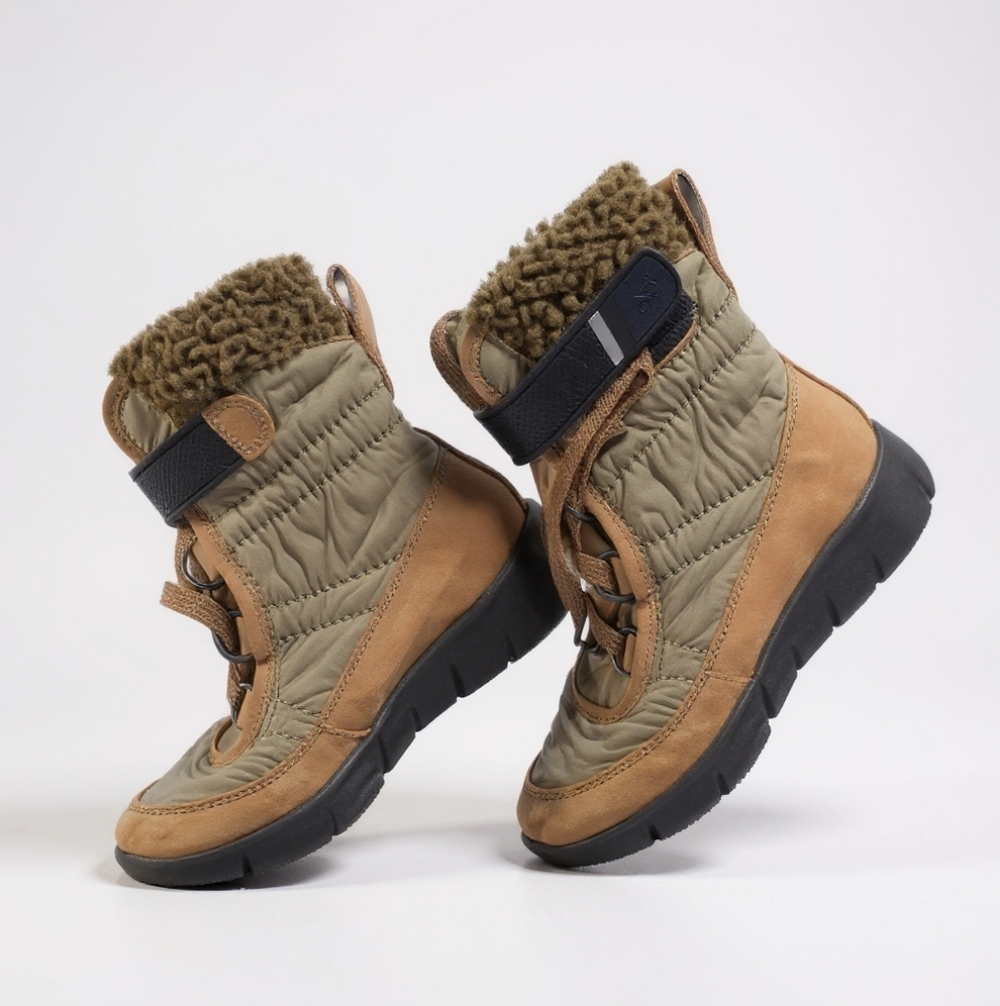 Pioneer Weather Resistant Boot in Mint